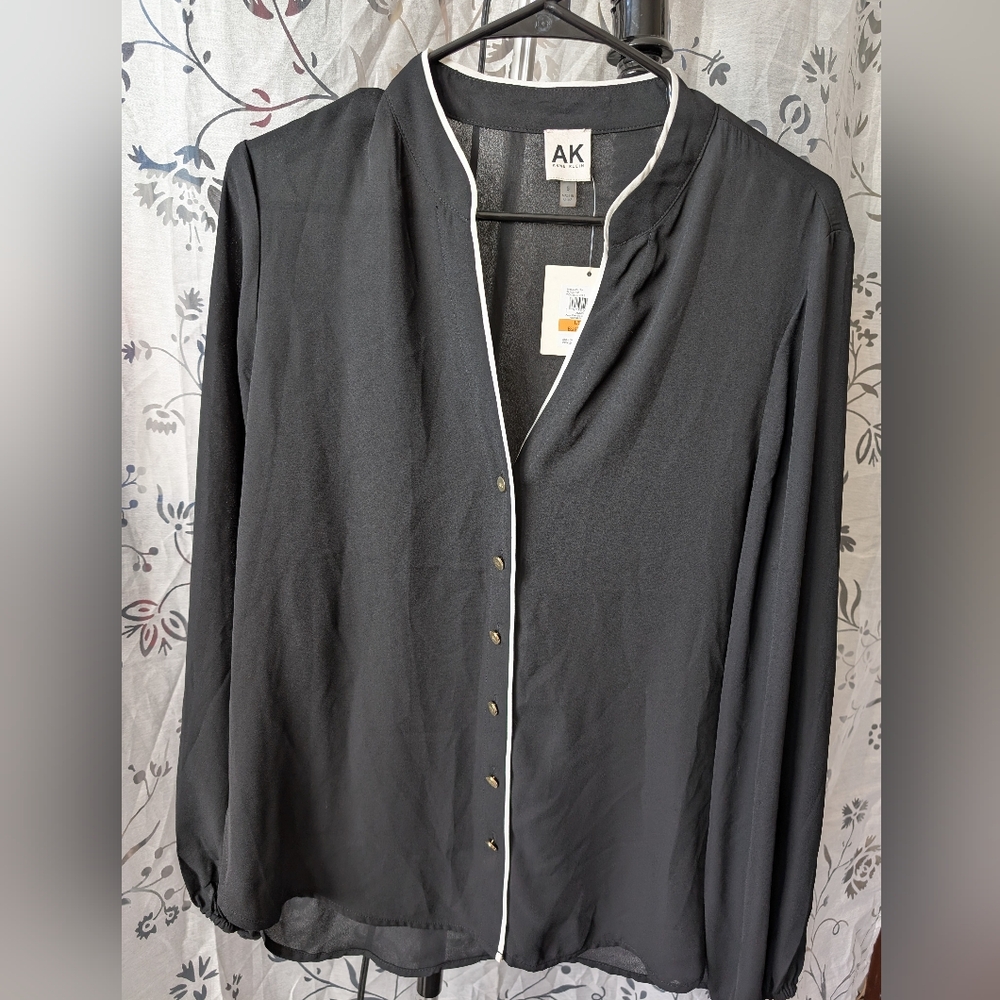 Anne Klein Black Top